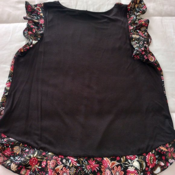 Floral flutter sleeve tank blouse - Picture 2 of 5